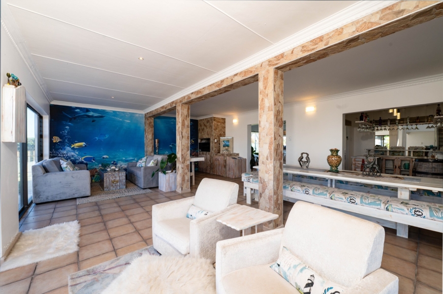 4 Bedroom Property for Sale in Outeniqua Strand Western Cape